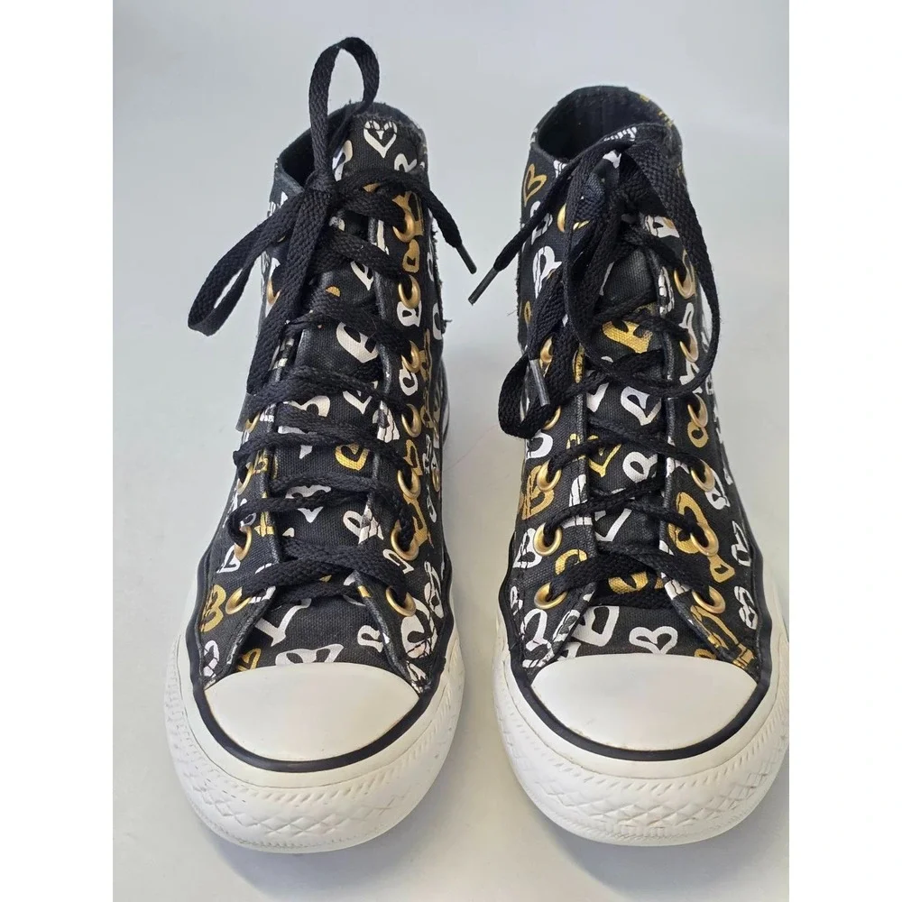 Converse All Star Chuck Taylor  Sneakers Women's Size 7 Black White Heart Shoes